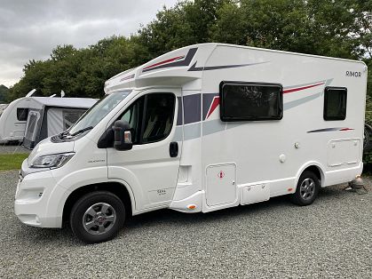 Rimor Seal 12 Plus "Tourer"